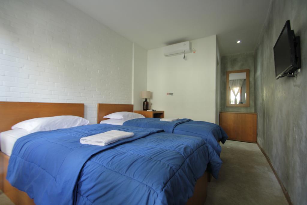 Pawon Cokelat Guesthouse Джокьякарта Номер фото