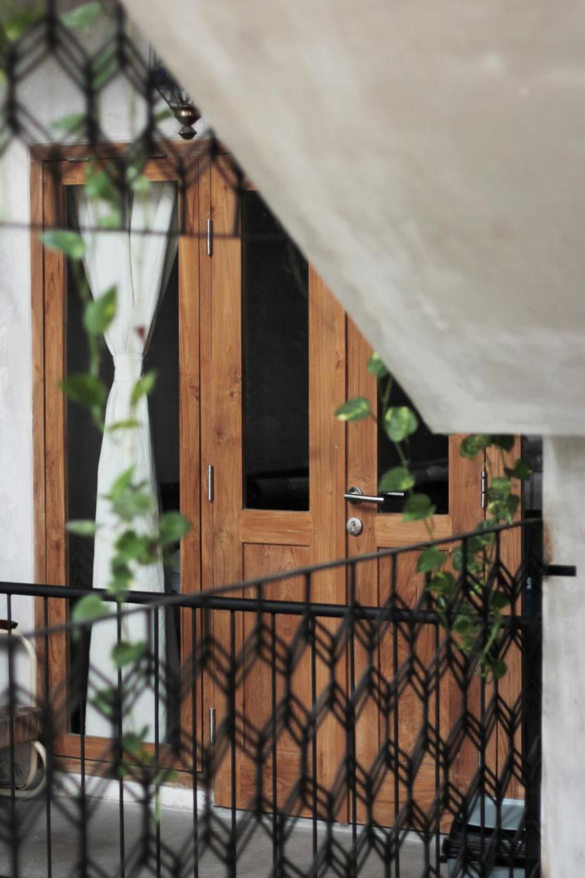 Pawon Cokelat Guesthouse Джокьякарта Экстерьер фото