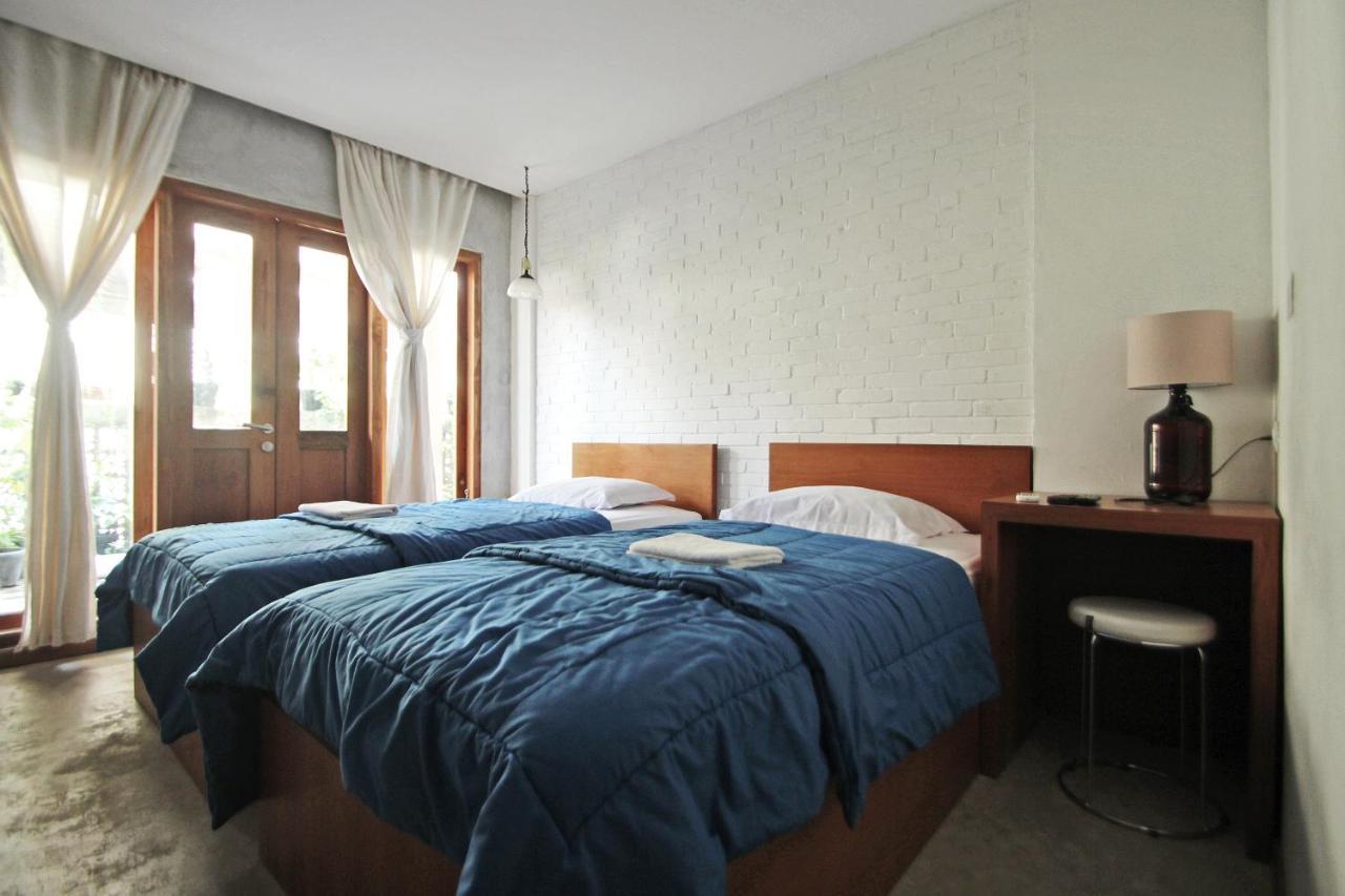 Pawon Cokelat Guesthouse Джокьякарта Экстерьер фото